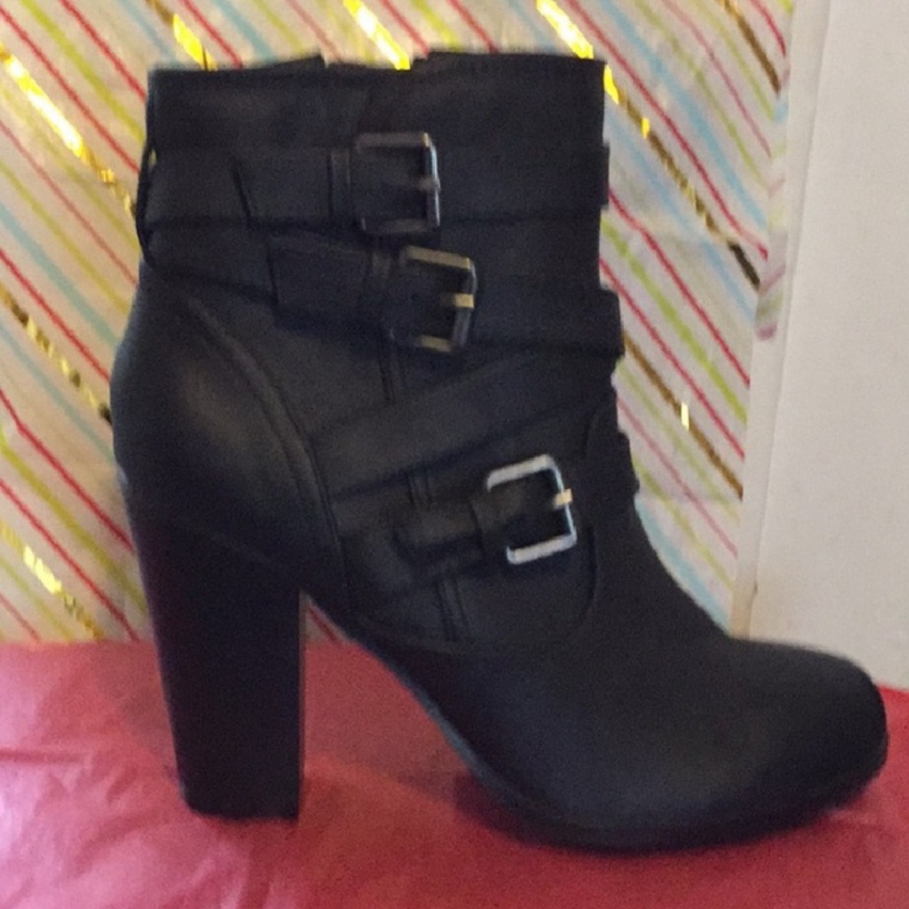 Justfab black heeled booties